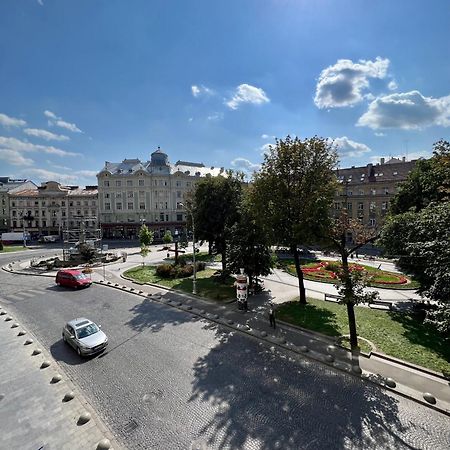 Avenue Apart Lviv Exterior photo